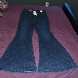 Judy Blue Deep Indigo Pull on Super Flares